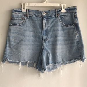 American eagle boyfriend jeans short!